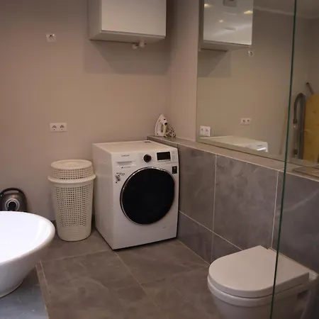 Lelle Luxury Penthouse Таллин